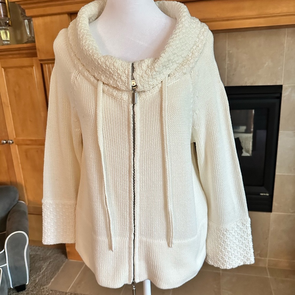 White House Black Market Cream Cowl Neck Sweater NWOT